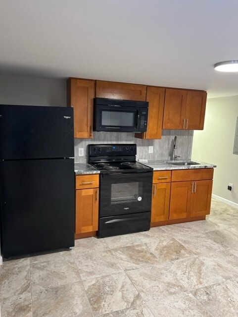 Kitchen - 2100 65th Ave Apartments Unit G