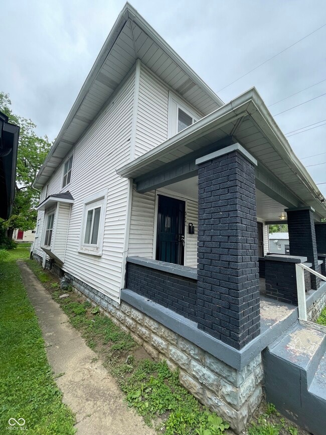 Photo - 442 N Denny St