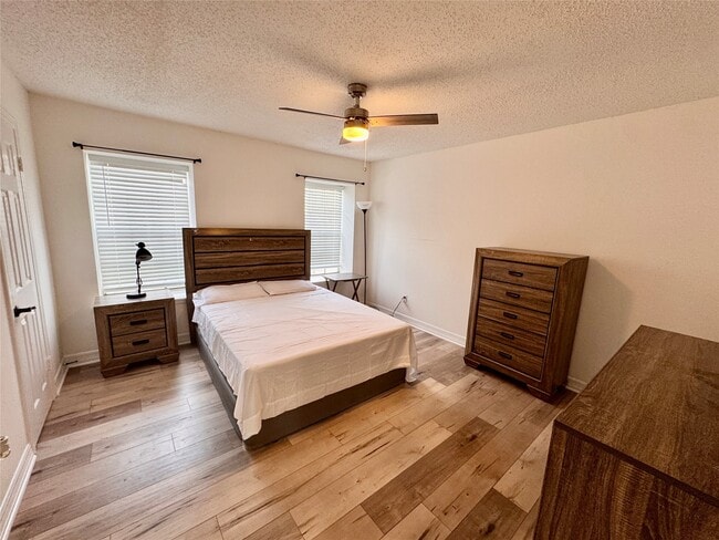 Photo - 3131 Southwest Fwy Unit C35