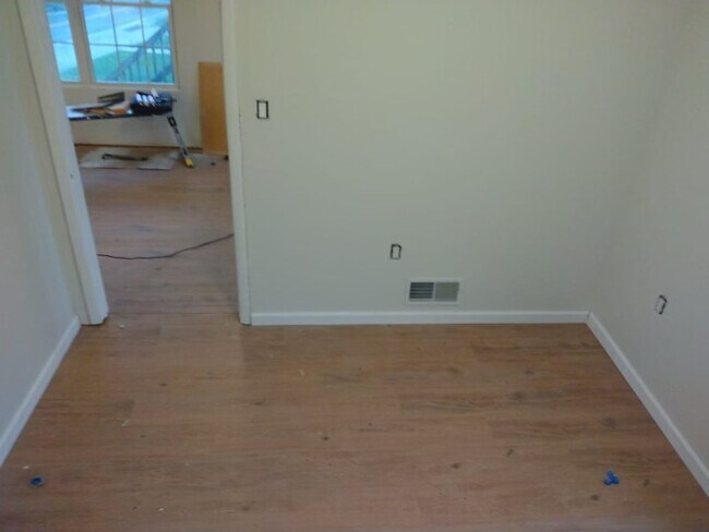 Photo - 1299 Porters Rd