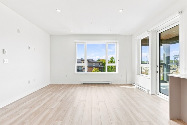 13760-13760 75a Ave