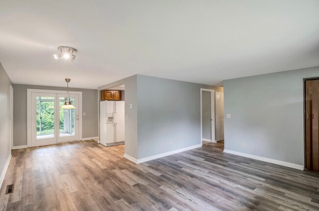 Photo - 4019 Haverstraw Dr House