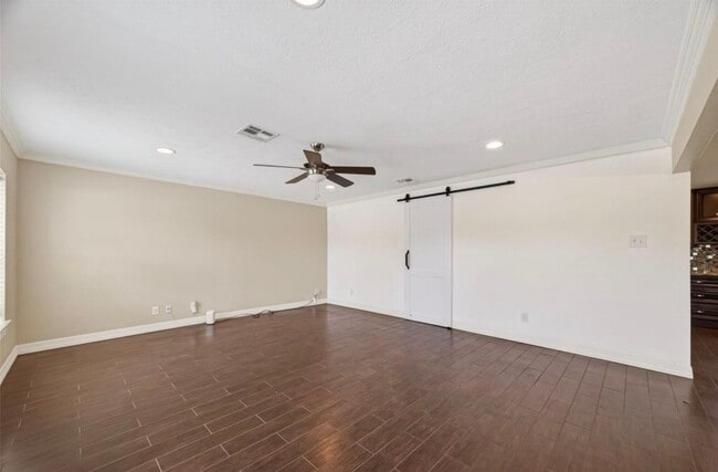 Photo - 2010 Spillers Ln