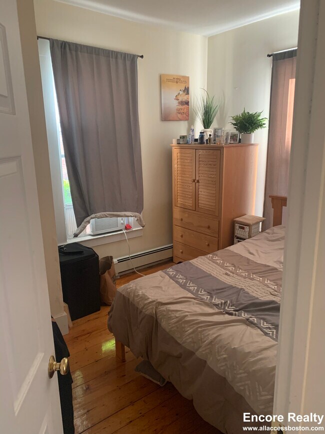 Photo - 46 Florence St Unit 7