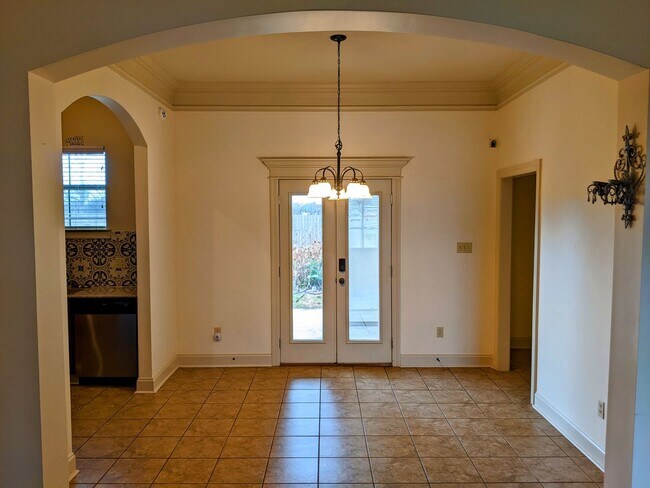 Photo - Live the Life in Legend Creek!!!