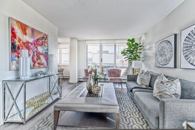 Photo - O'Neil Tower