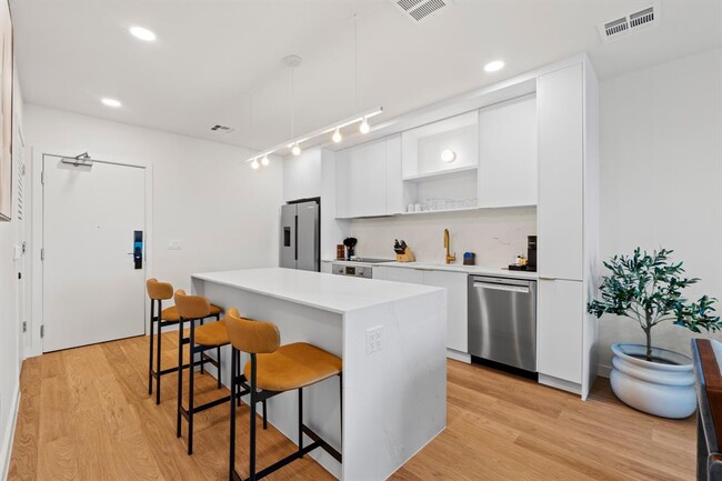 Photo - 2323 S Lamar Blvd Unit 505