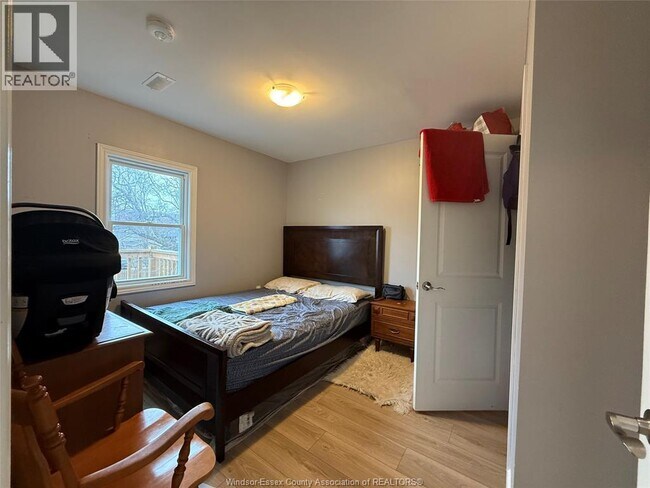 Photo - 485 Aylmer Ave