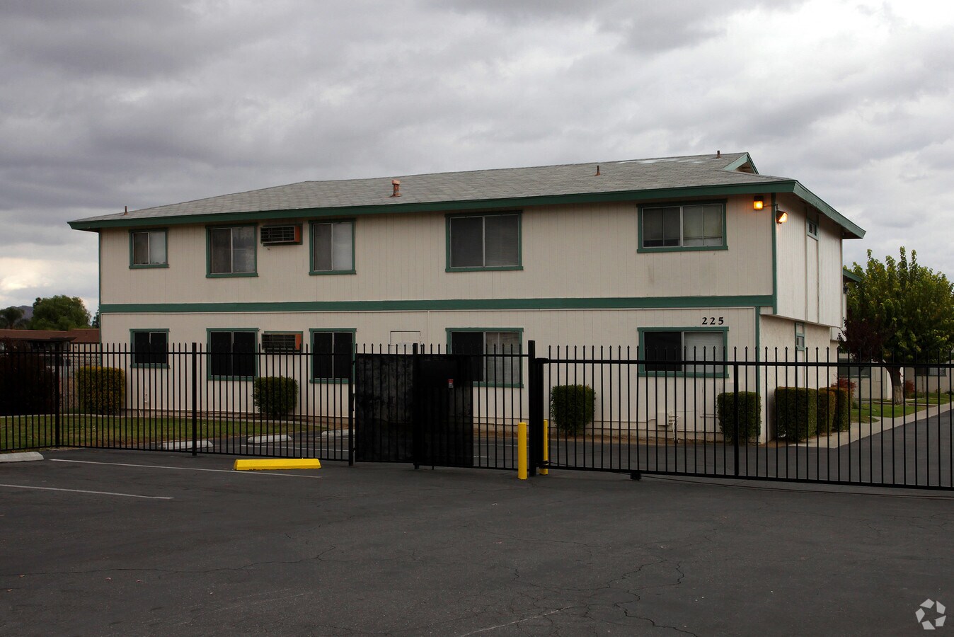 Rio Ranch Apartments - Rio Ranch Apartments