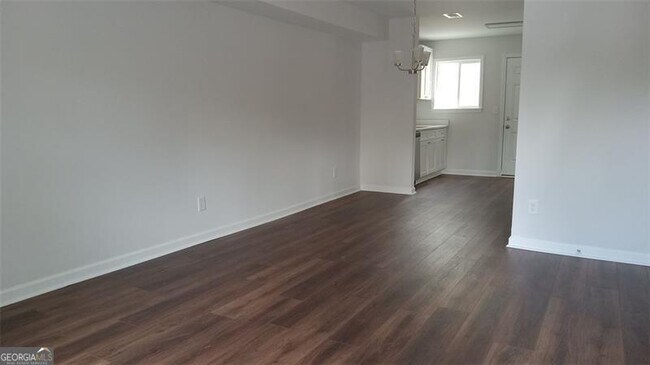 Photo - 2156 Park Terrace