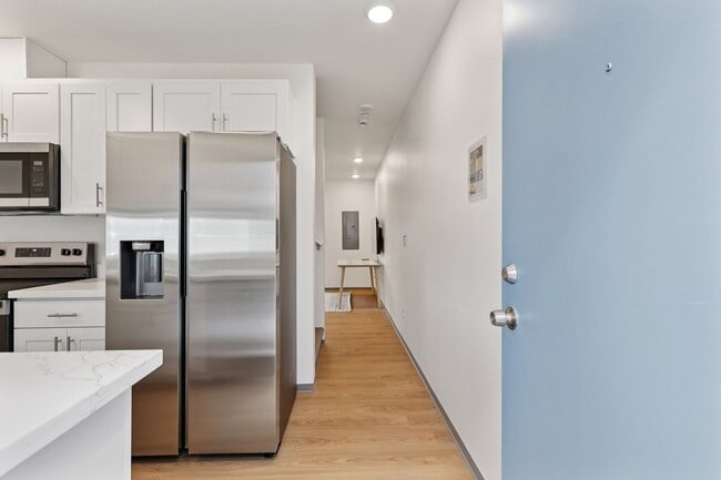 Photo - Brand-new 6B3B Townhouse near UW starts fr...