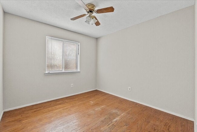 Photo - 2823 Forest Point Dr