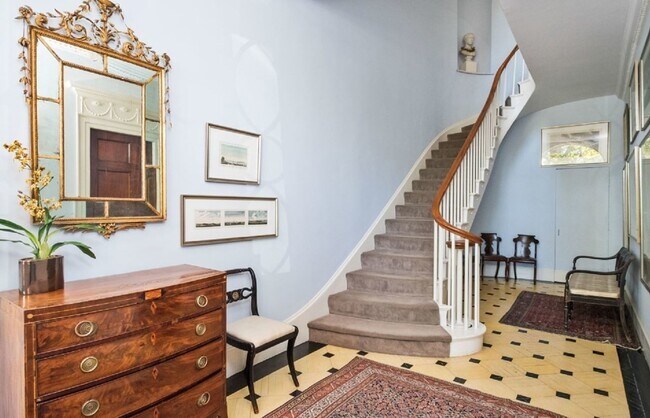 Photo - 56 Beacon St Unidad #3