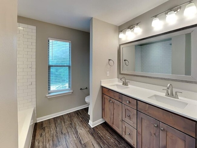 Photo - 179 Holly St Unidad 403