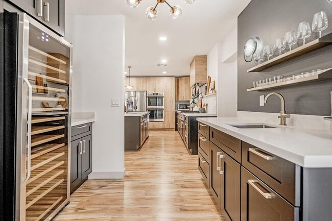 Photo - 7018 N 13th St