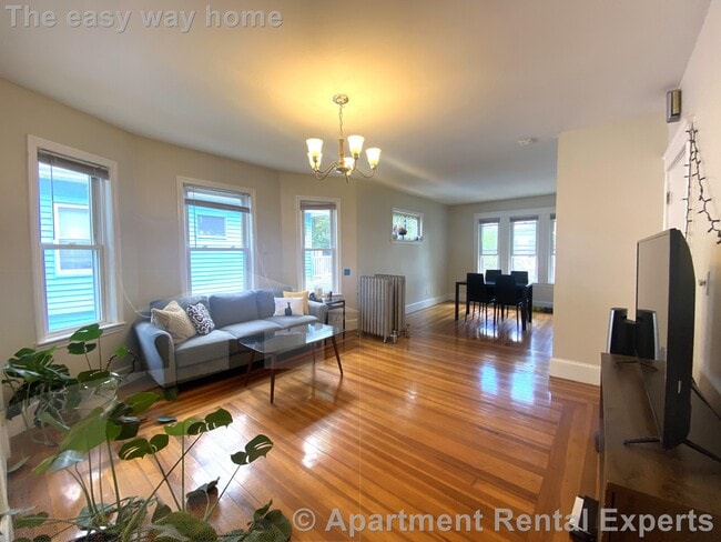 24-26 Burnham St Unit #2 - 24-26 Burnham St Unit #2 Unit #2