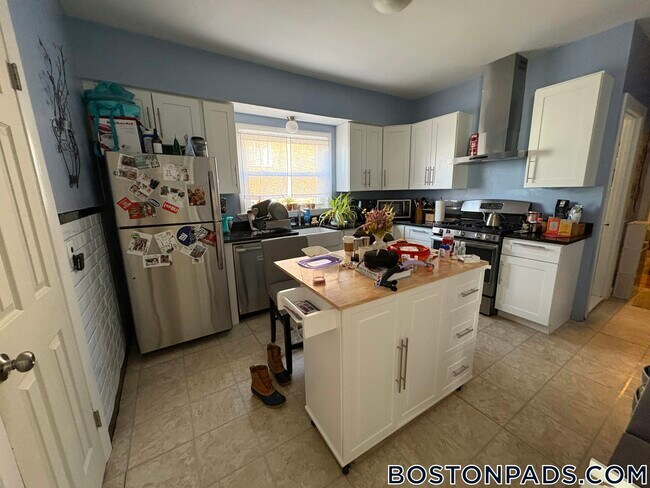 Photo - 22 Murdock St Unit 1