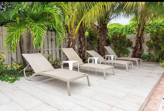 Photo - 1311 Monroe St