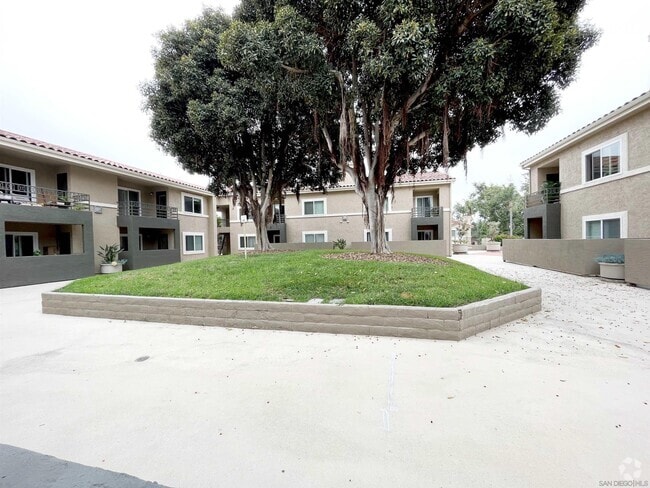 Building Photo - 7545 Charmant Dr Unit 1309 Rental