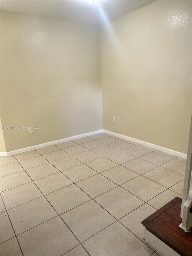 Photo - 2834 SE 16th Ave