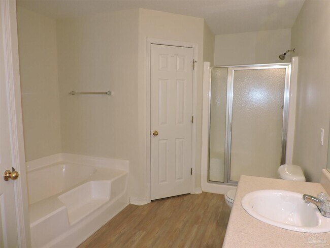 Photo - 6837 Fort Deposit Dr