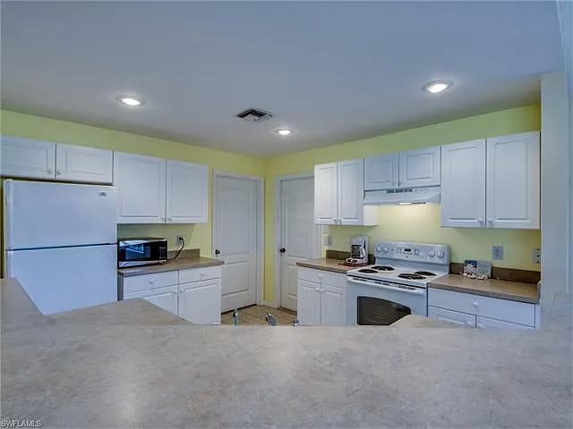 Photo - 3610 NE 12th Ct