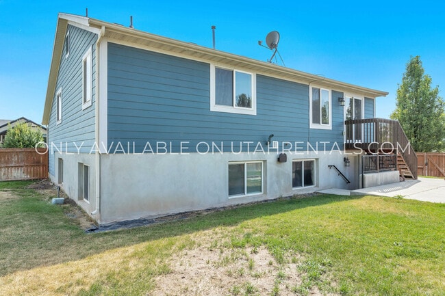 Photo - 884 W 1400 S