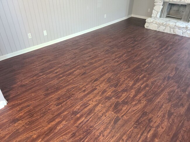 Photo - QUESTIONS PLEASE CONTACT LANCE GARNER 501-912-6020