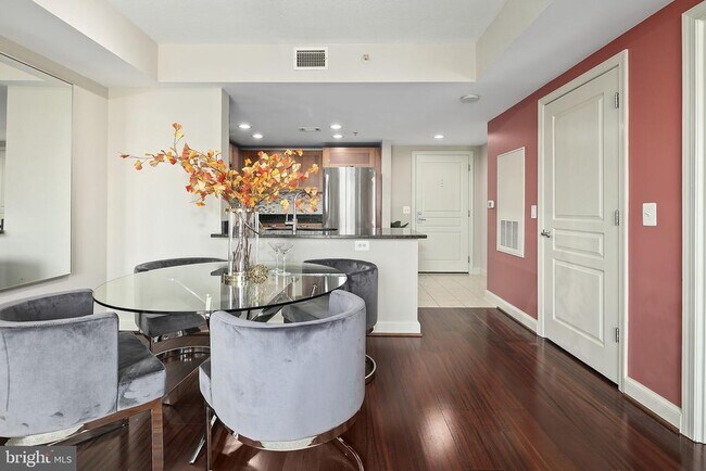 Photo - 2451 Midtown Ave Unit 402