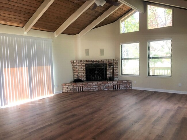 Photo - 3/2 home in Lake Wildwood Gated Community,...