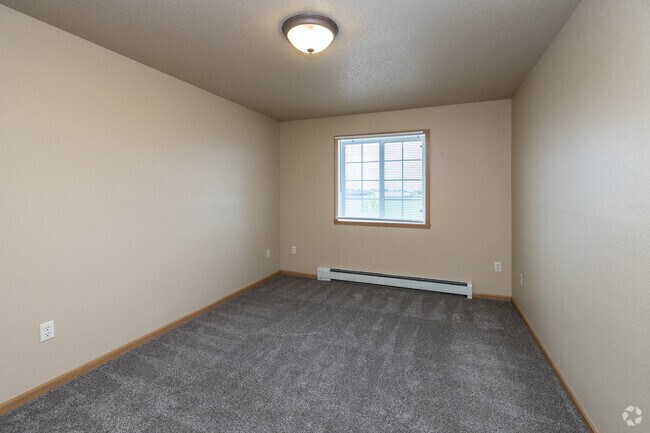 2BR, 1BA - 858SF - Second Bedroom