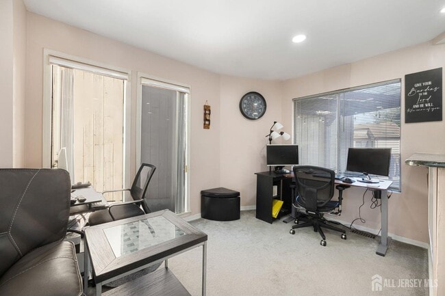 Photo - 190 Goldmine Ln