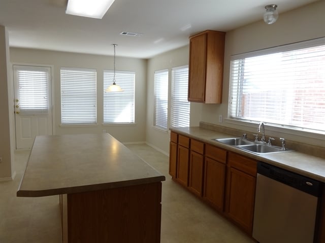 Photo - 5009 Blackwood Dr