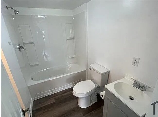 Photo - 2923 Dover Ln