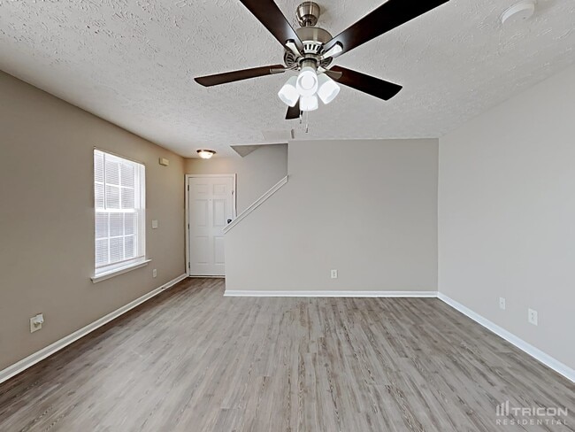 Photo - 220 Osmanthus Way