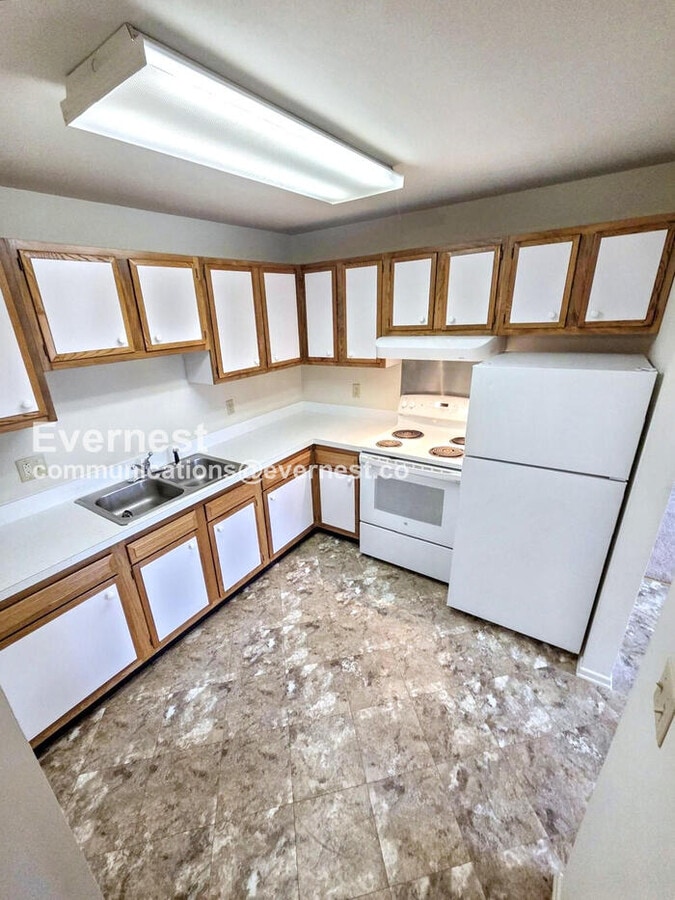 Photo - 12914 N Cresap St