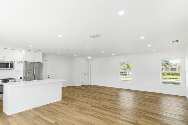 Photo - 12020 SW 108th St