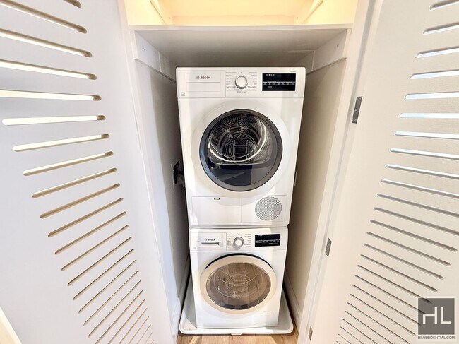 Photo - EAST 2ND ST Unit 8B