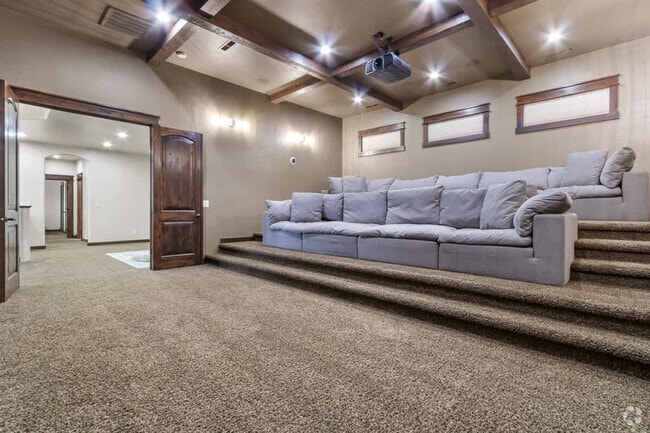 Building Photo - 5605 N Morpheus Pl Rental