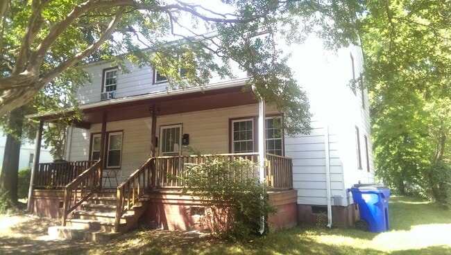 Building Photo - 2541BALLENTINE Unit B