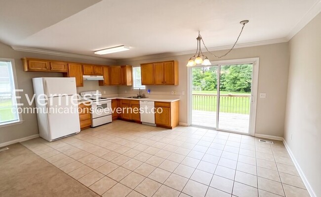 Photo - Spacious 3-Bedroom Home in a Prime Location / Pet-Friendly / Available Now!