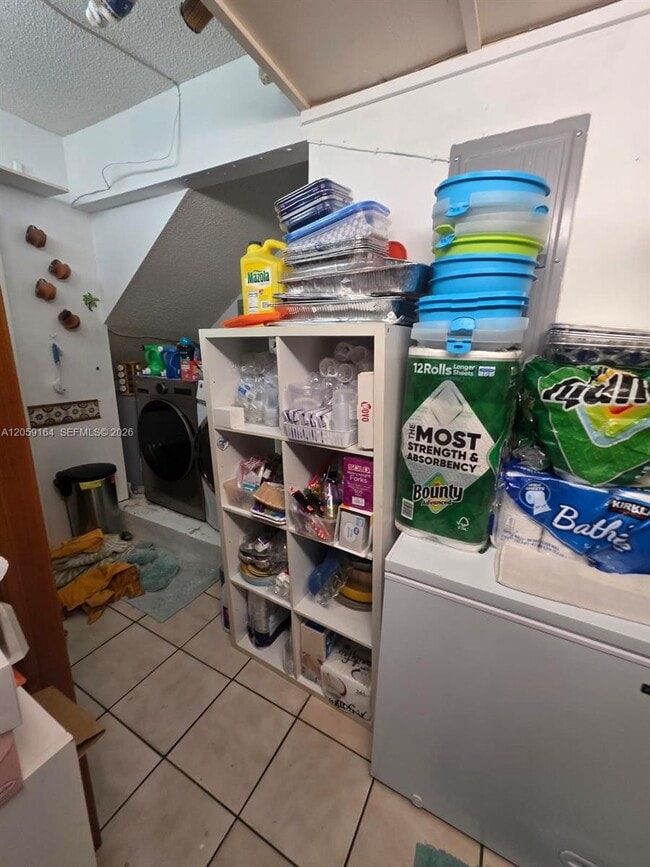 Photo - 421 SW 87th Ct Unit 0