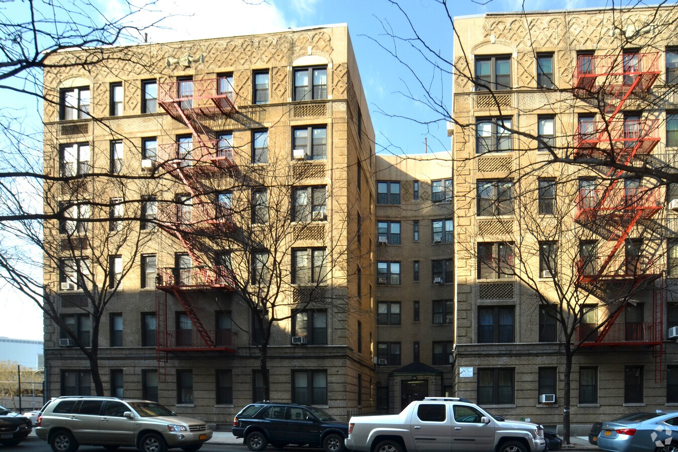 Photo - 1015-1025 Gerard Ave