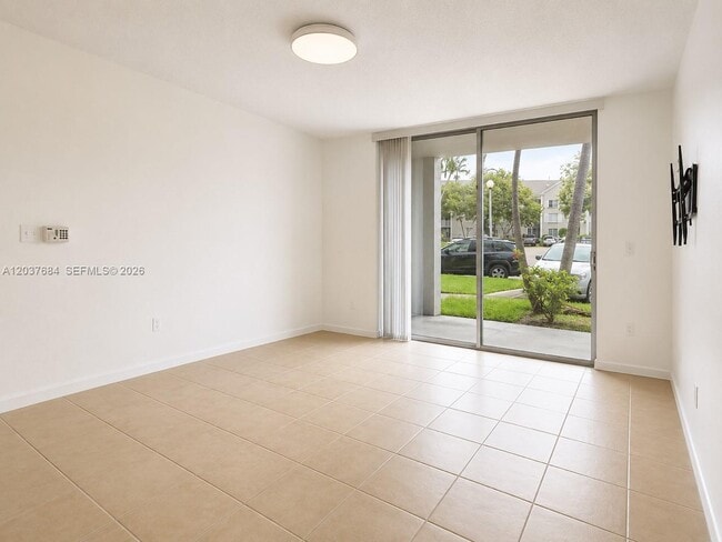 Photo - 711 SW 111th Way Unit 105
