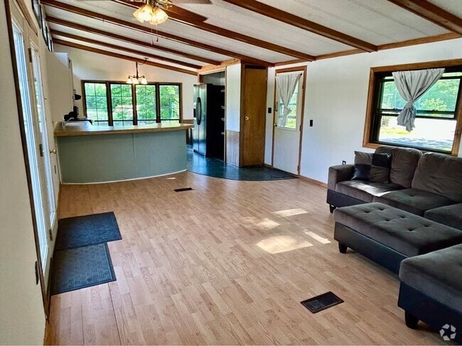 Building Photo - 71 Coldwater Brook Rd Rental