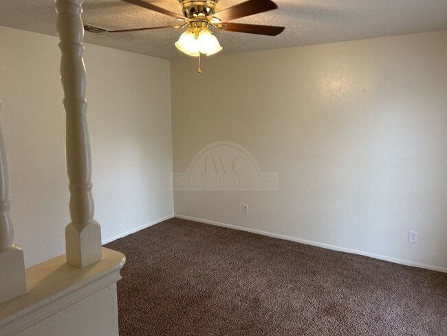 Photo - 1811 Janis Dr