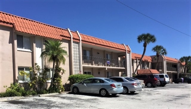 Photo - 2430 Harn Blvd