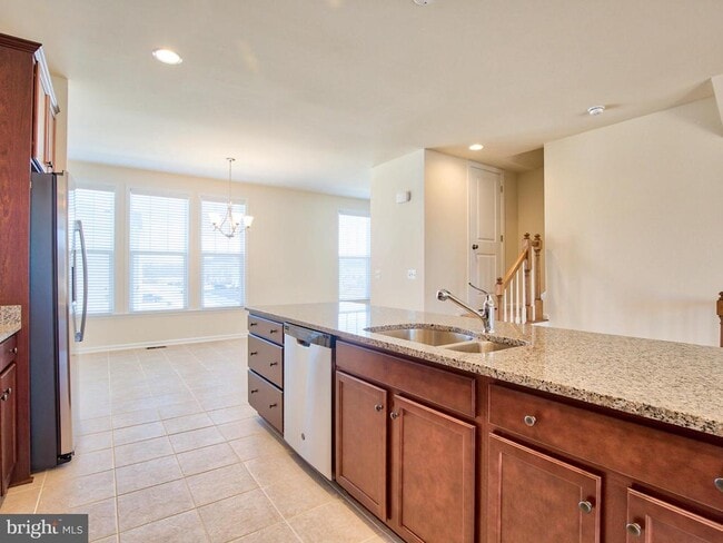 Building Photo - 127 Keller Ct