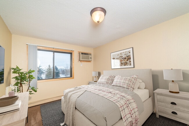 Maple Ridge Apartment Homes