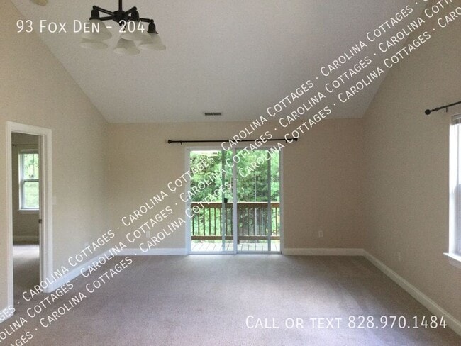 Photo - 93 Foxden Dr